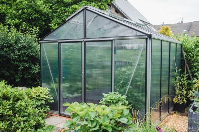 Modern Greenhouse Design